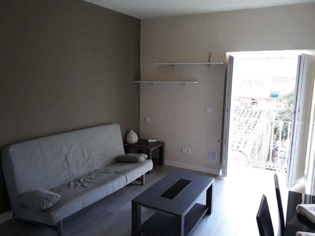 Apartamentos Loreto دينايا المظهر الخارجي الصورة